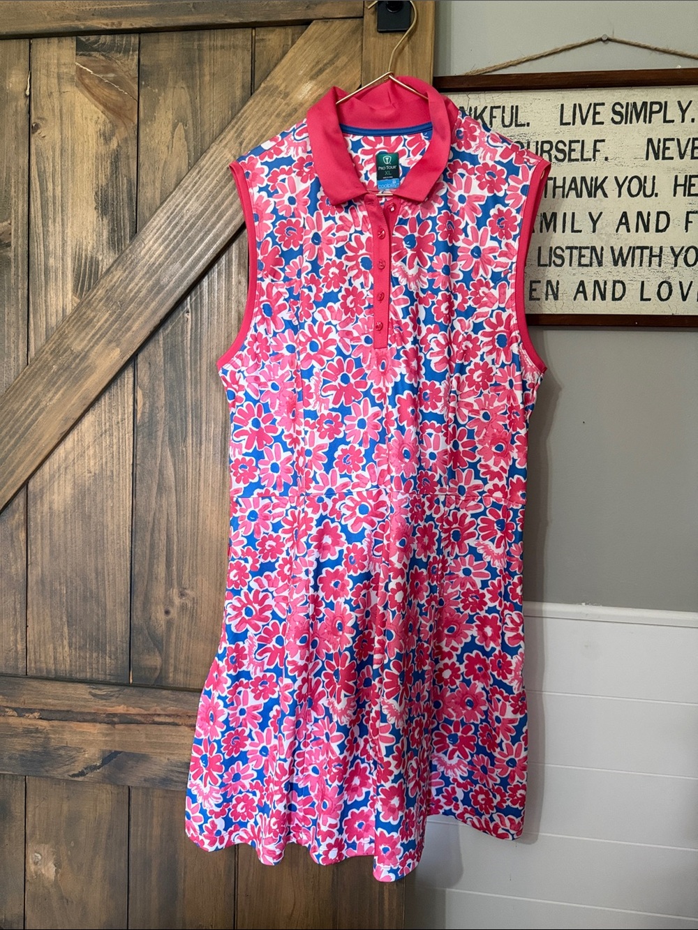 NWOT Pro Tour Floral Athletic Dress in Size XL